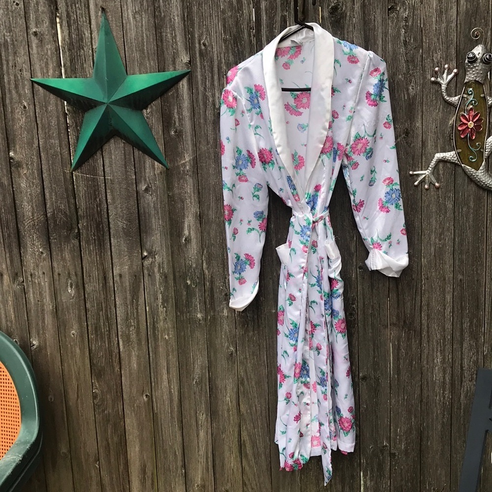 Kathryn Robe Medium